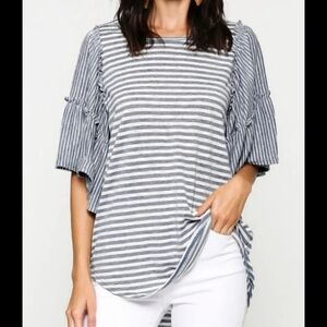 BOUTIQUE NWT Gigio White & Blue Stripe Ruffle Sleeve Blouse